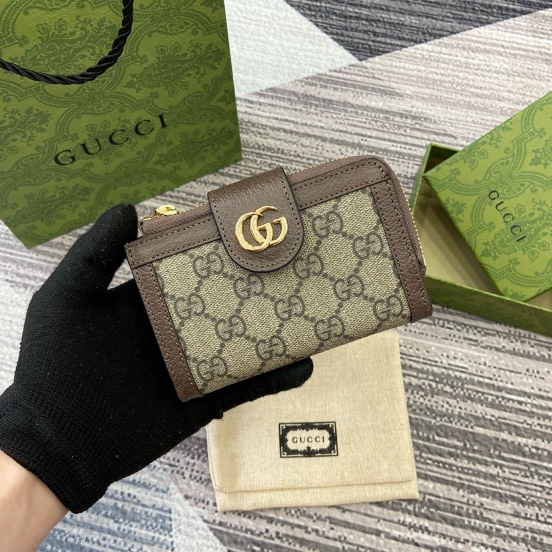 G*u*i wallets & purse